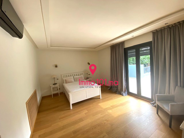 Superbe villa à vendre à Souissi ZLV2339