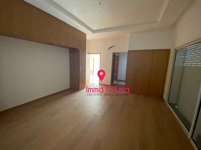 Villa à vendre à El Menzeh AYV2374