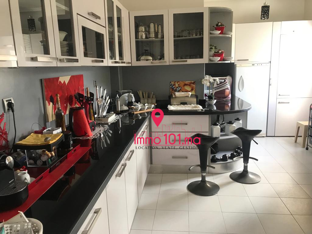 Appartement à vendre à Harhoura ZLV218