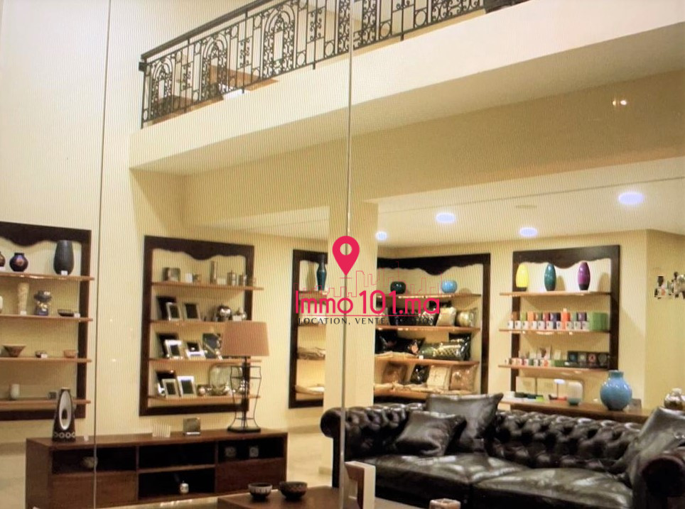 Local commercial à vendre à Casablanca ZLV763