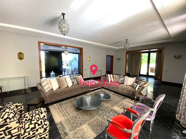 Superbe villa à vendre à Souissi ZLV2339