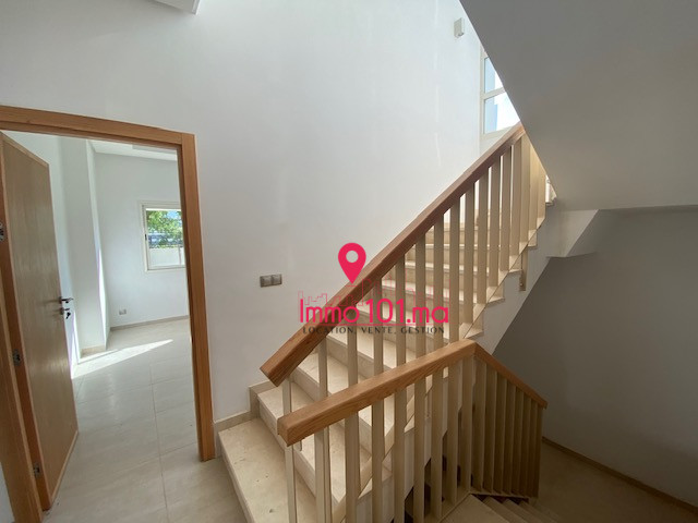 Villa à vendre à El Menzeh ZLV1888