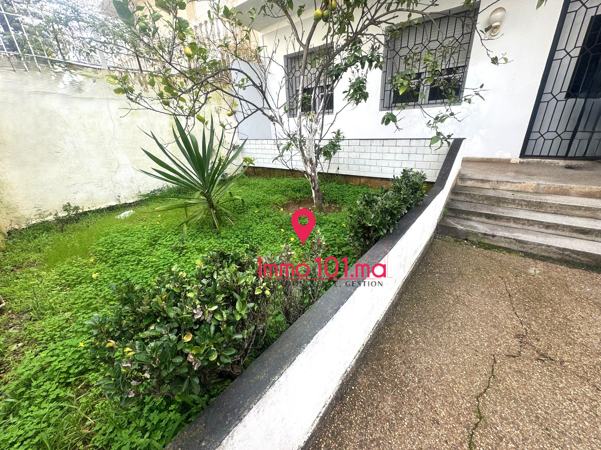 Villa à retaper à vendre à Mabella ZLV2361