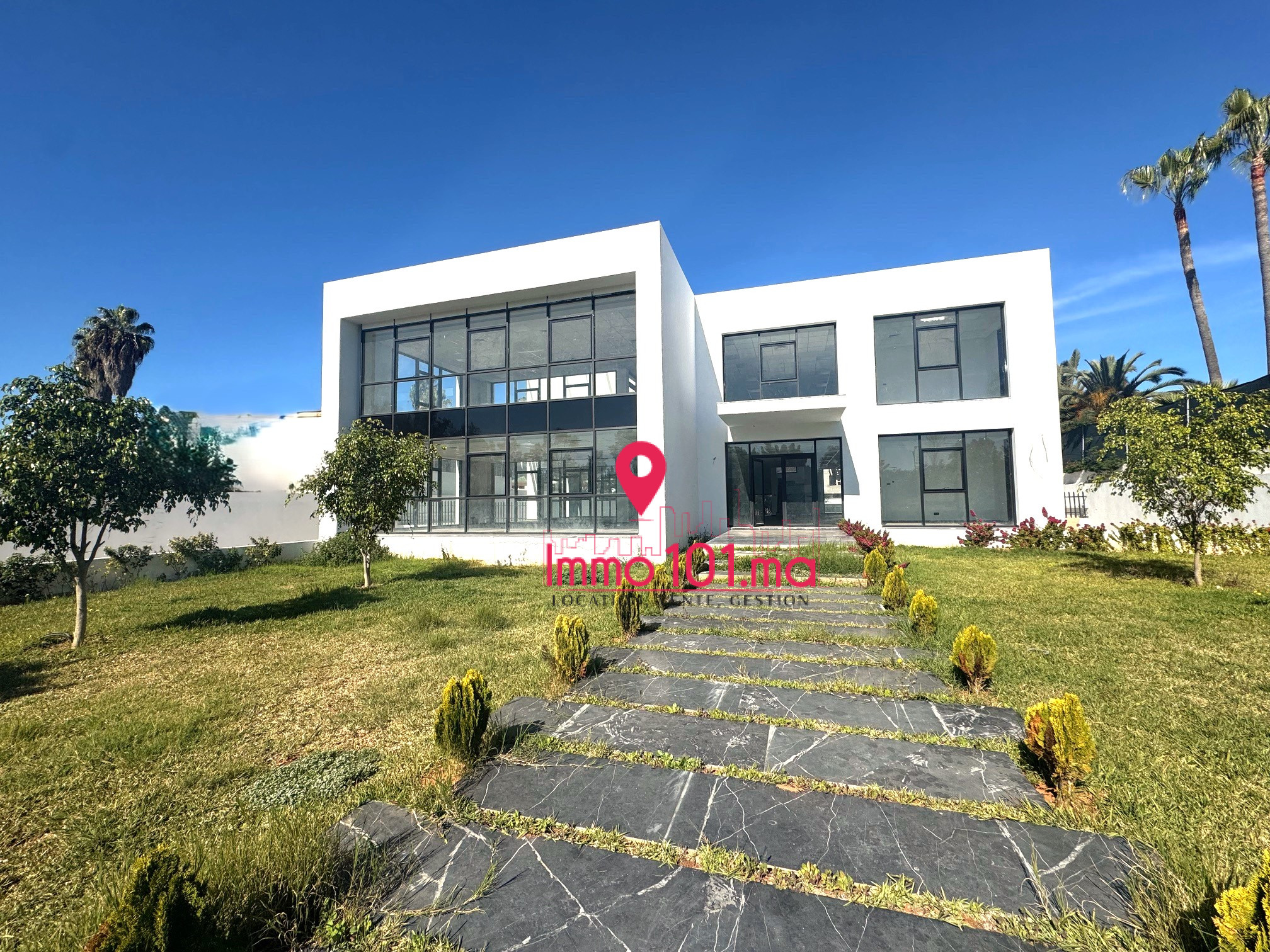 Villa usage professionnel à vendre à Souissi ZLV2539