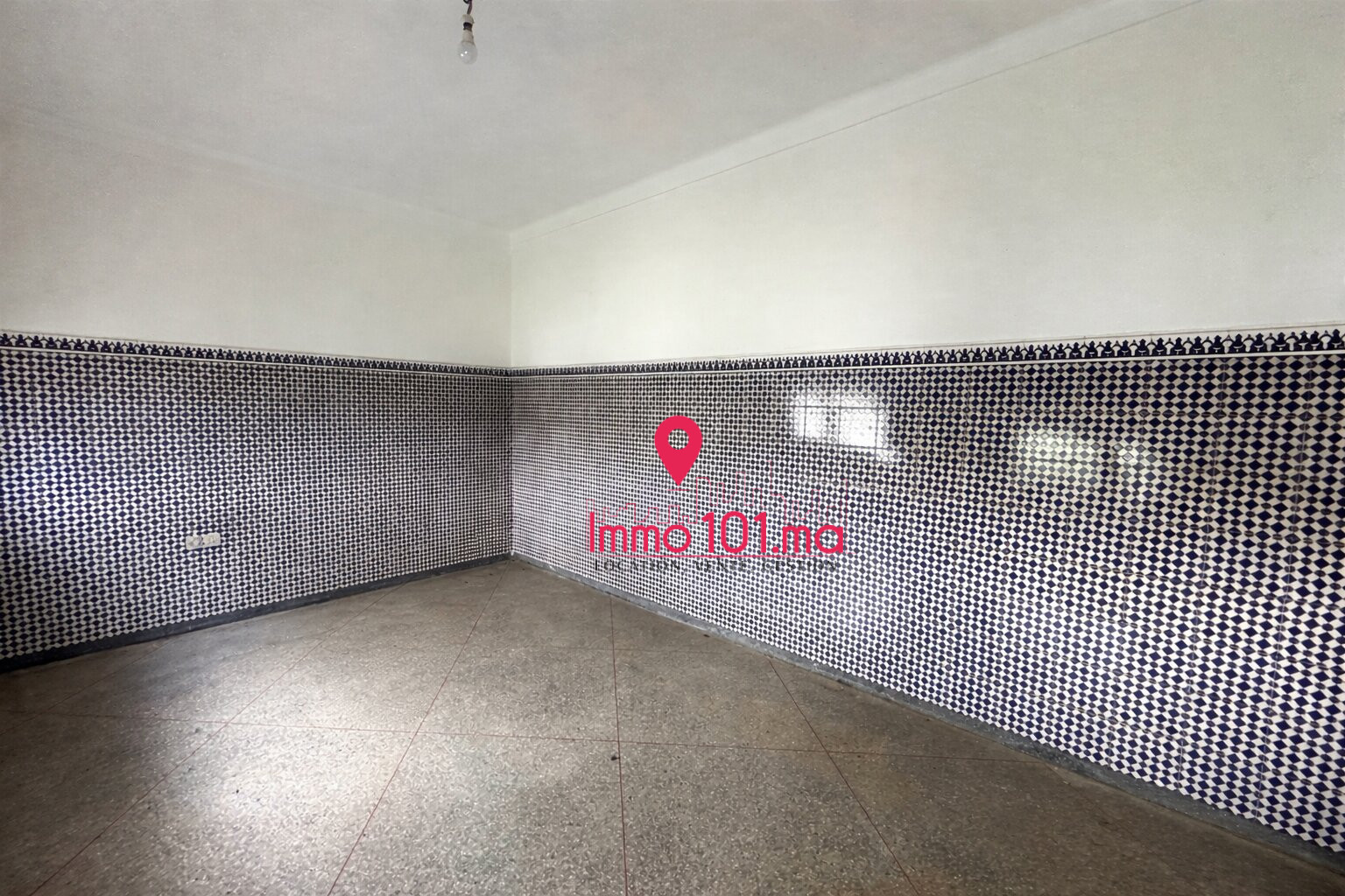 Villa à retaper à vendre à Mabella ZLV2361