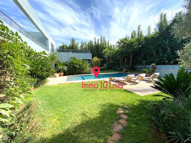 Superbe villa à vendre à Souissi ZLV2339