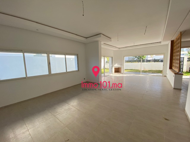 Villa à vendre à El Menzeh AYV2374